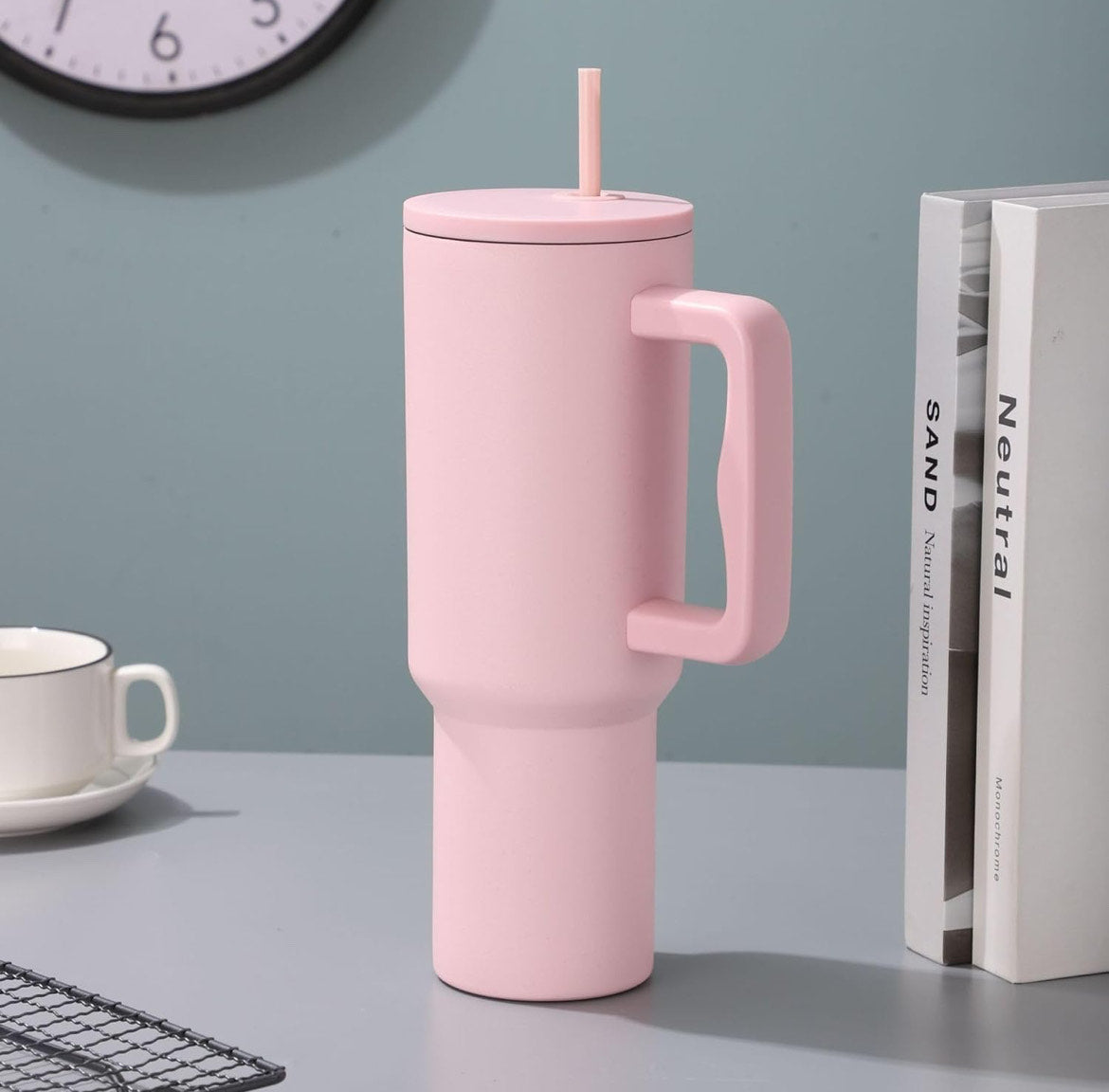 Premium Insulated Tumbler with Handle & Straw – 1.2L Matte Finish